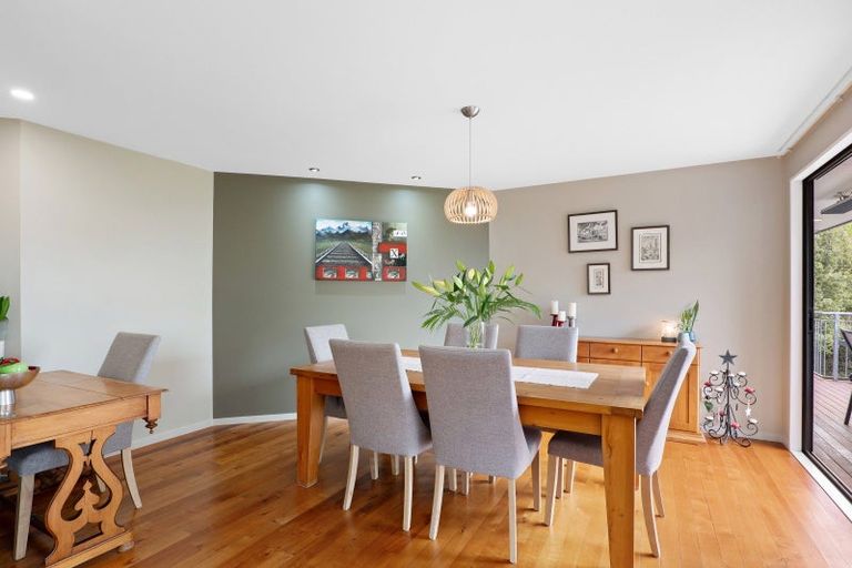Photo of property in 32 Hyndhope Road, Kennedys Bush, Christchurch, 8025