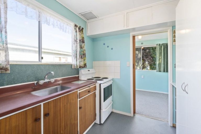 Photo of property in 64a Te Rauparaha Street, Otaki, 5512