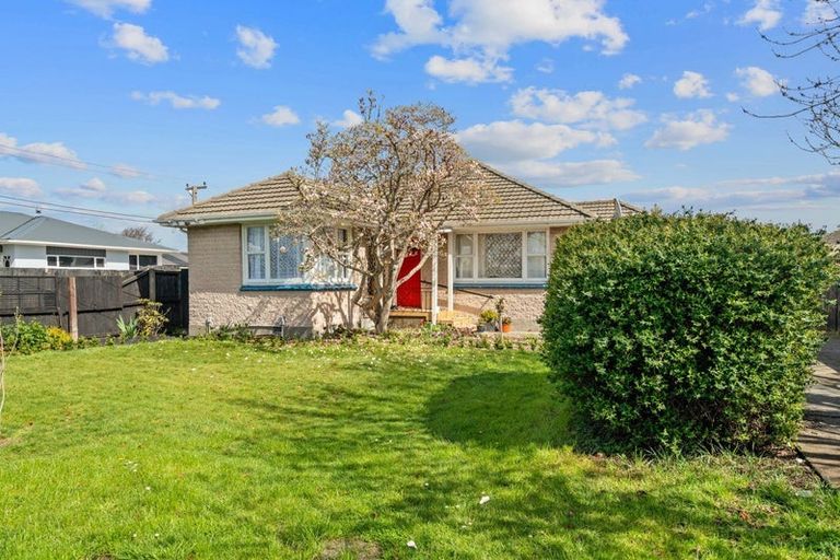 Photo of property in 121 Marshland Road, Shirley, Christchurch, 8061