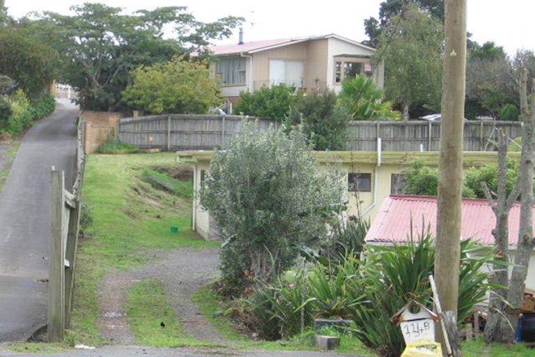 Photo of property in 114f Colwill Road, Massey, Auckland, 0614