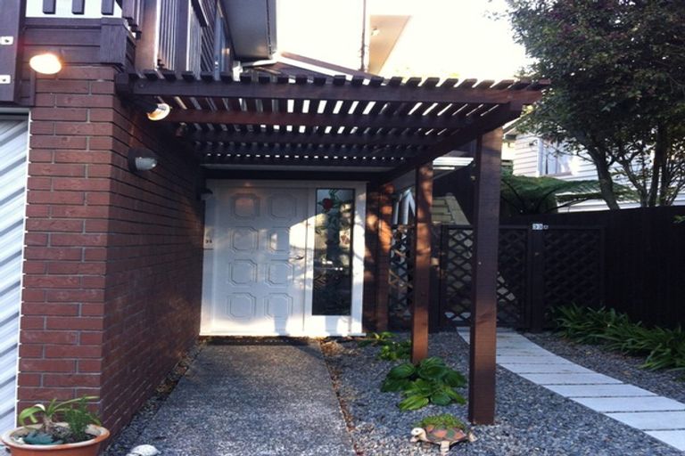 Photo of property in 33 Ngaio Gorge Road, Ngaio, Wellington, 6035