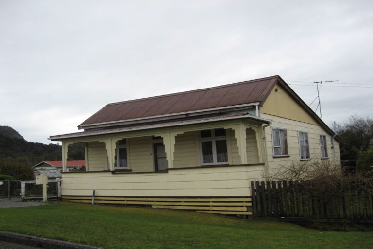Photo of property in 4 Duncan Street, Runanga, 7803