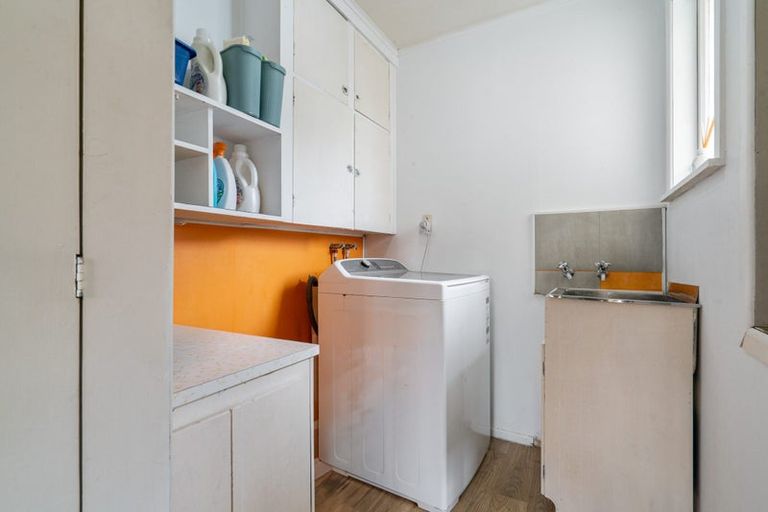 Photo of property in 11 Cargill Street, Papakura, 2110