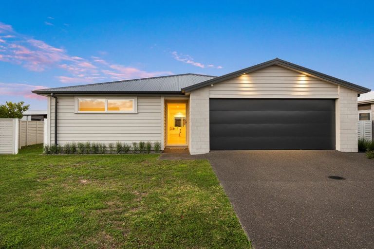 Photo of property in 45 Saint Pauls Drive, Brookfield, Tauranga, 3110