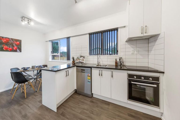 Photo of property in 3/52 Great South Road, Papatoetoe, Auckland, 2025