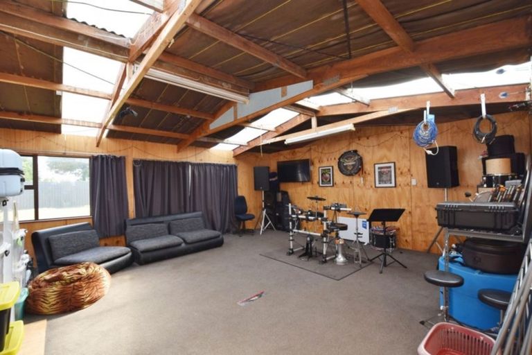 Photo of property in 14 Murphy Street, Strathern, Invercargill, 9812