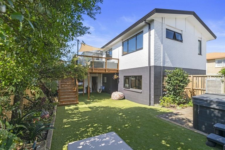 Photo of property in 15 Solway Place, Mount Maunganui, 3116