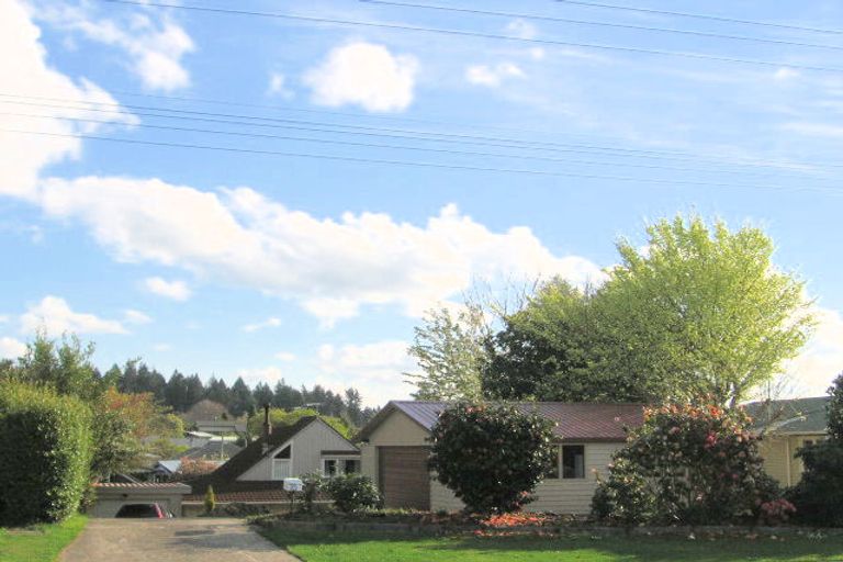 Photo of property in 23 Iles Road, Lynmore, Rotorua, 3010