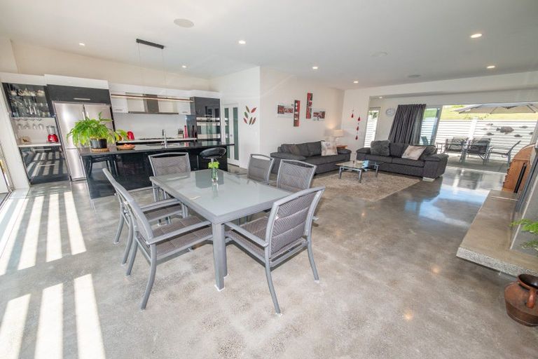 Photo of property in 27 Eagles Way, Cable Bay, 0420