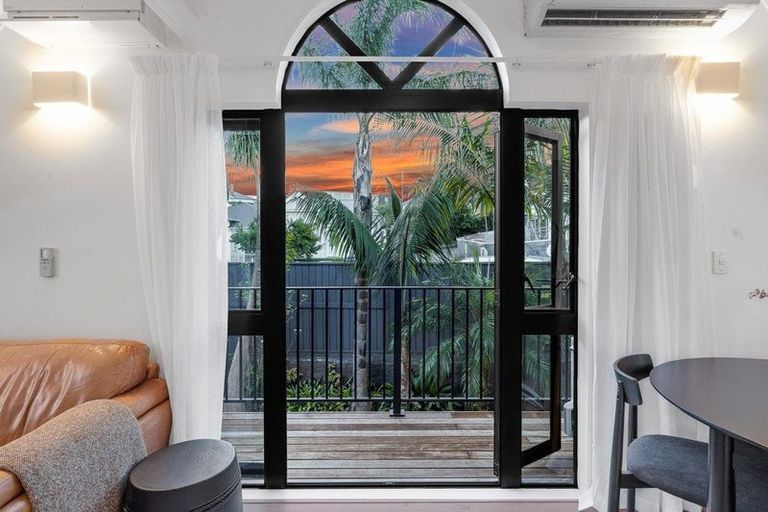 Photo of property in 2a Georgina Street, Freemans Bay, Auckland, 1011