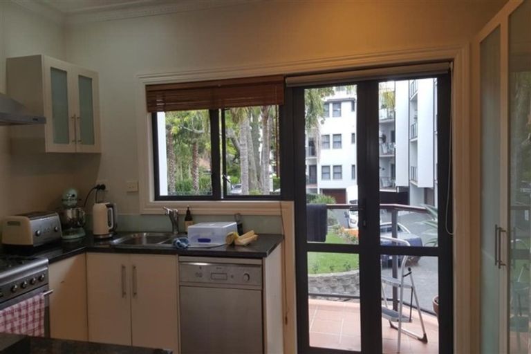 Photo of property in 15/177 Hurstmere Road, Takapuna, Auckland, 0622