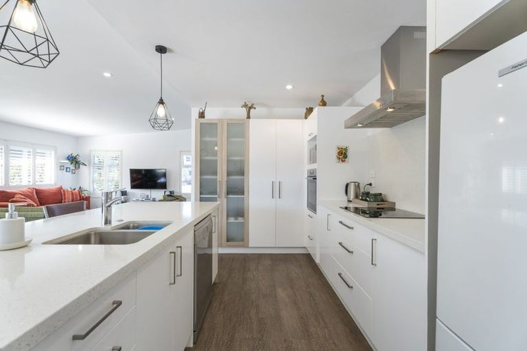 Photo of property in 8 Acacia Court, Whitianga, 3510