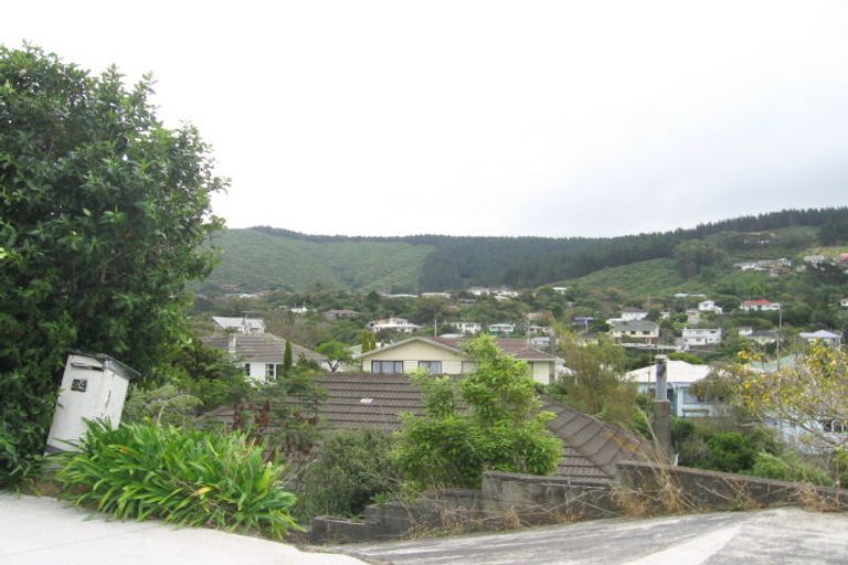 Photo of property in 24 The Drive, Tawa, Wellington, 5028