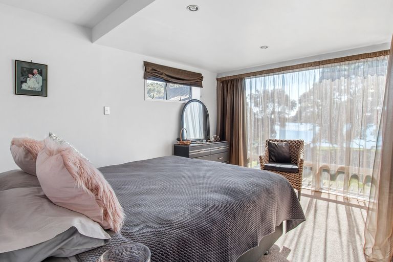 Photo of property in 40 Roretana Drive, Athenree, Katikati, 3177