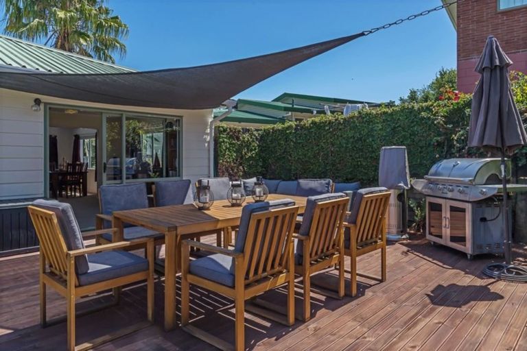 Photo of property in 2/287 Vipond Road, Stanmore Bay, Whangaparaoa, 0932