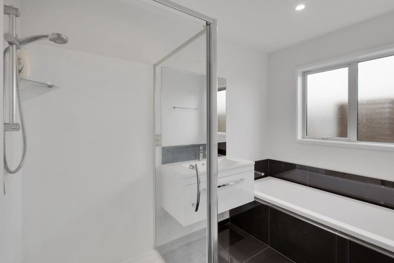 Photo of property in 24 Maka Lane, Halswell, Christchurch, 8025