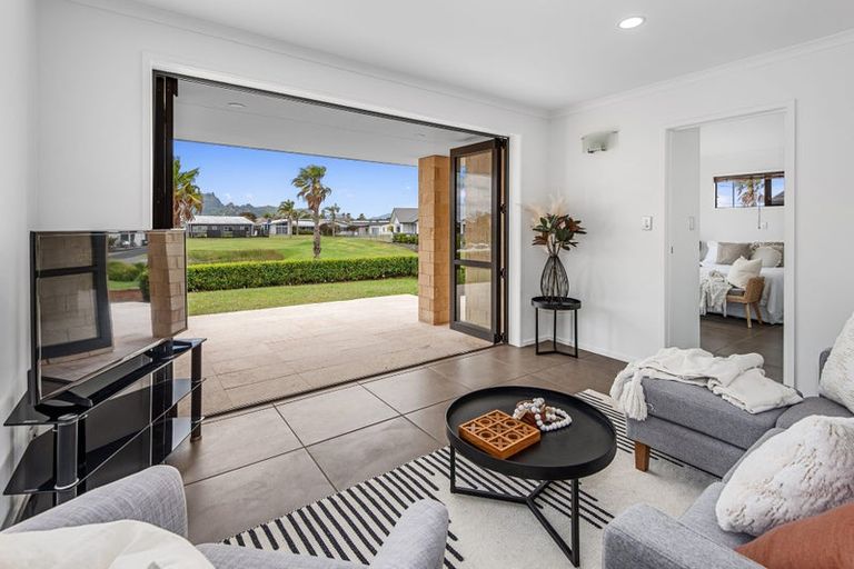 Photo of property in 38 Key West Drive, One Tree Point, 0118