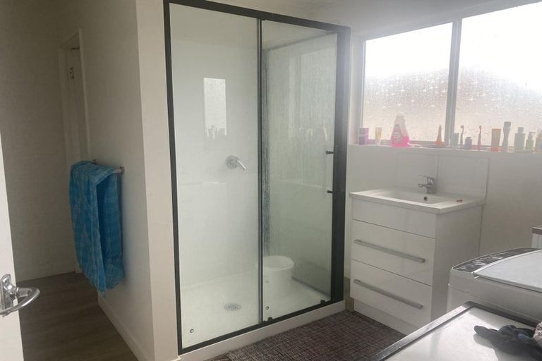 Photo of property in 1/158 Kings Crescent, Hutt Central, Lower Hutt, 5010