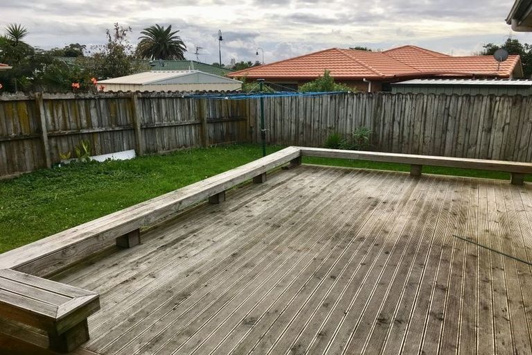 Photo of property in 76 Medvale Avenue, Flat Bush, Auckland, 2019