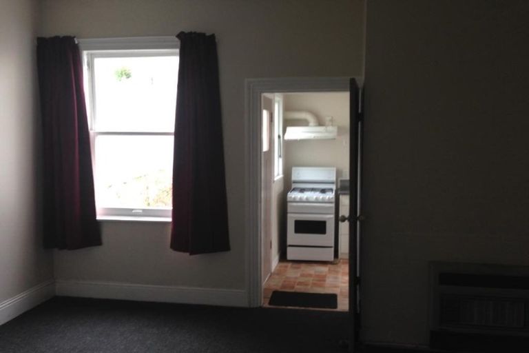 Photo of property in 11 Torquay Terrace, Newtown, Wellington, 6021