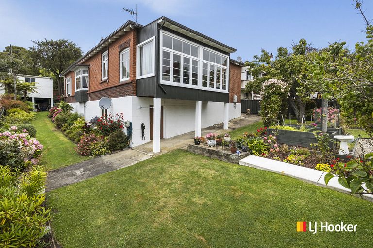 Photo of property in 61 Hazel Avenue, Caversham, Dunedin, 9012