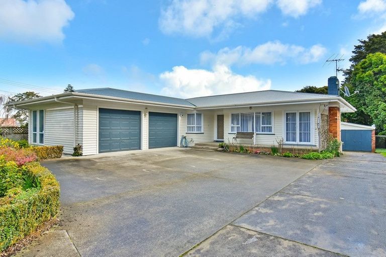 Photo of property in 22 Scenic Drive, Hillpark, Auckland, 2102
