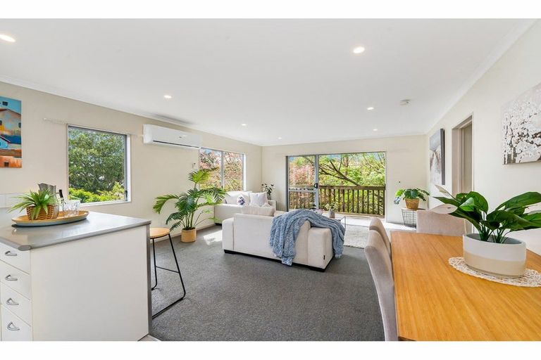 Photo of property in 62a Glendale Road, Glen Eden, Auckland, 0602