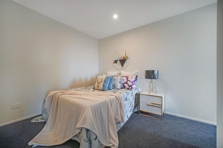 Photo of property in 1 Tukauri Place, Papakura, 2110