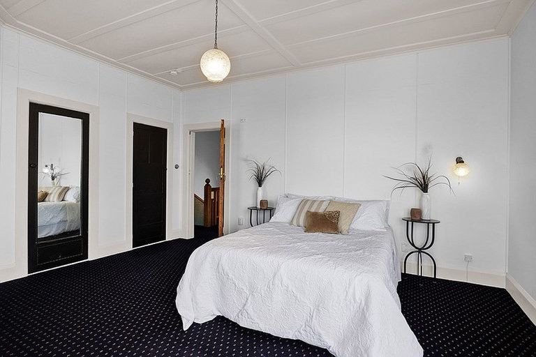 Photo of property in 68 Collins Street, Hawera, 4610