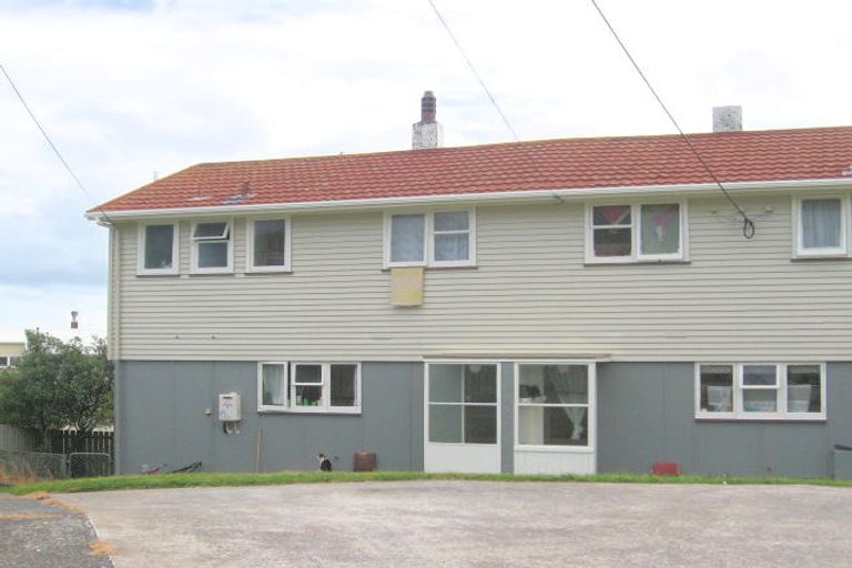 Photo of property in 5 Wharekauri Street, Strathmore Park, Wellington, 6022