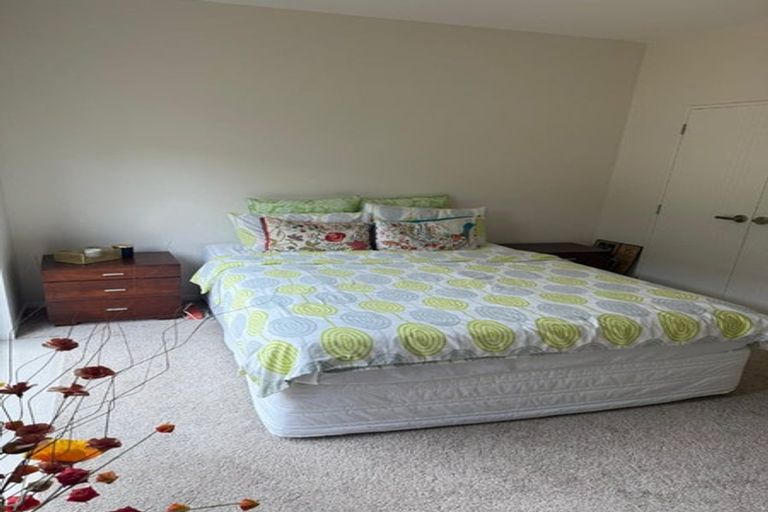 Photo of property in 1 Irongate Avenue, Ranui, Auckland, 0612