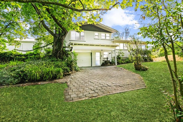Photo of property in 2 Kay Road, Swanson, Auckland, 0614
