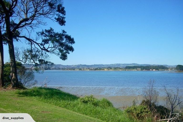 Photo of property in 116 Carnoustie Drive, Wattle Downs, Auckland, 2103