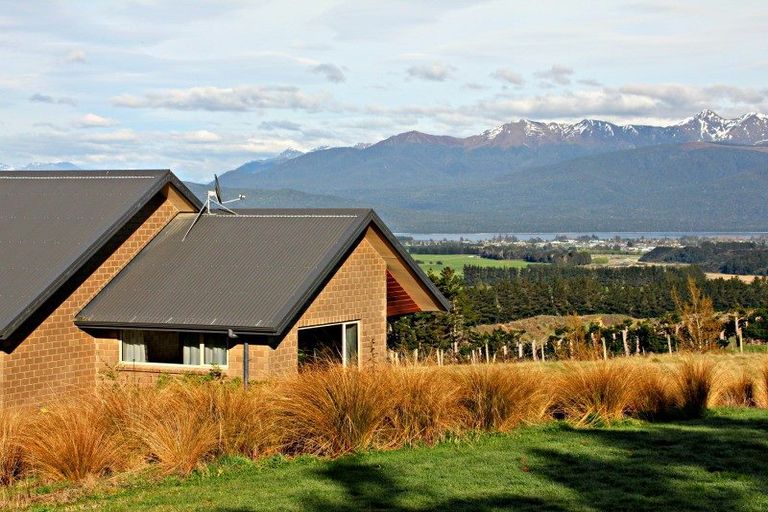 Photo of property in 401d Kakapo Road, Te Anau, 9672