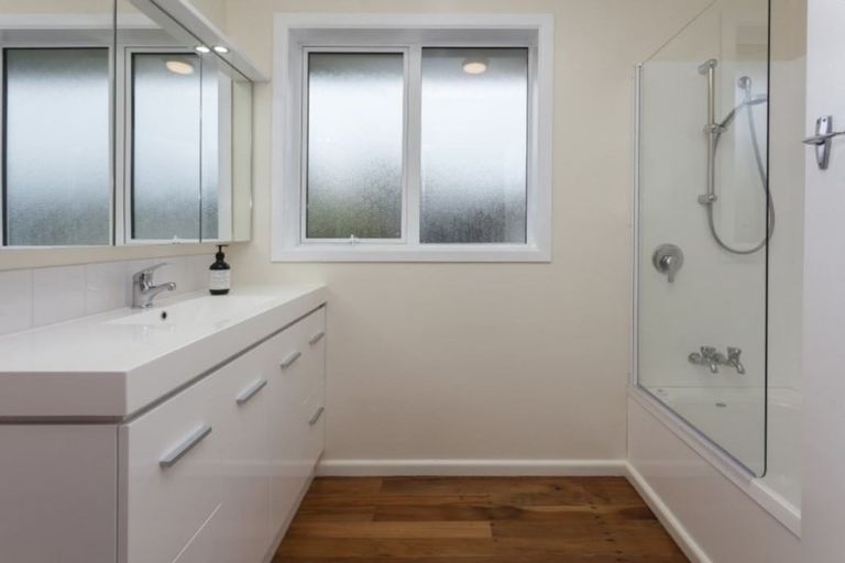 Photo of property in 9 Bullock Place, Ilam, Christchurch, 8041