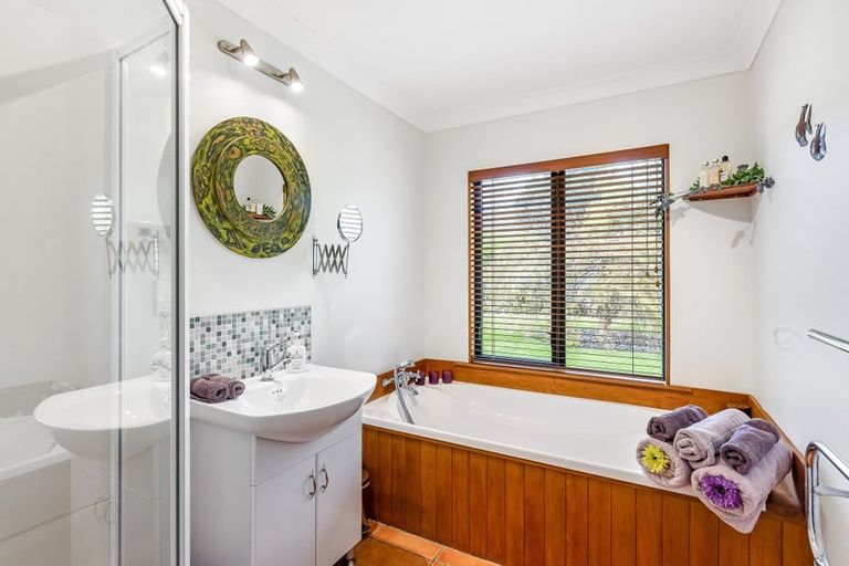 Photo of property in 72 Maui Pomare Road, Nikau Valley, Paraparaumu, 5032