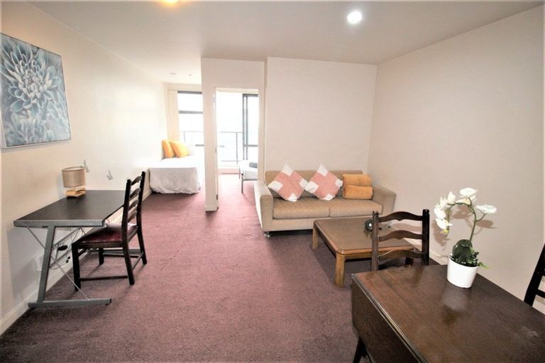 Photo of property in 1/39 Noall Street, Te Atatu Peninsula, Auckland, 0610