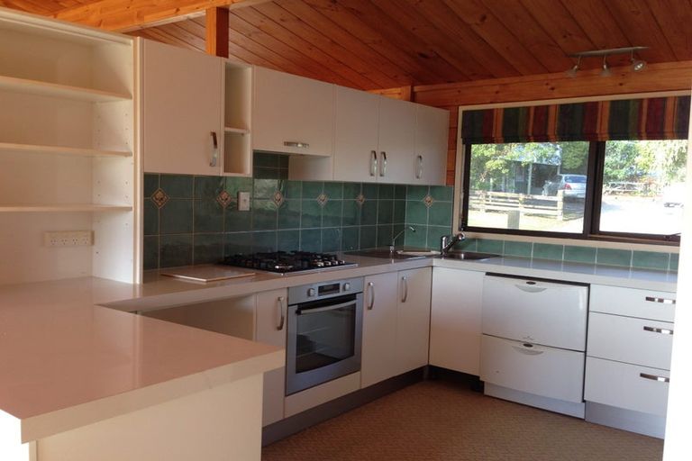 Photo of property in 4 Iris Street, Snells Beach, 0920