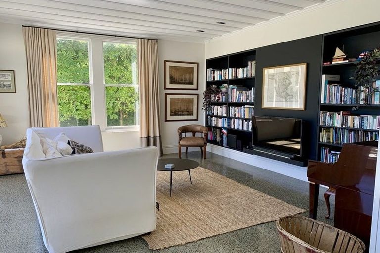 Photo of property in 25 Tainui Road, Devonport, Auckland, 0624