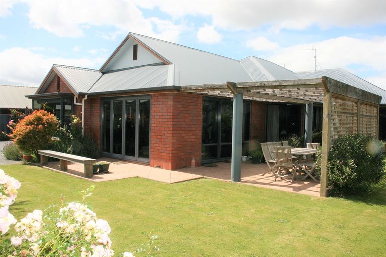 Photo of property in 10 Fenty Place, Mosgiel, 9024