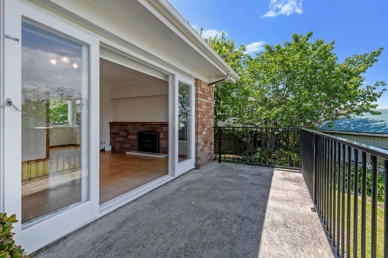 Photo of property in 62 Ferguson Street, Manurewa East, Auckland, 2102