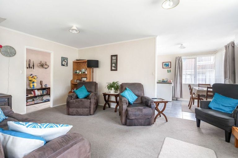 Photo of property in 88 Paramount Parade, Tikipunga, Whangarei, 0112