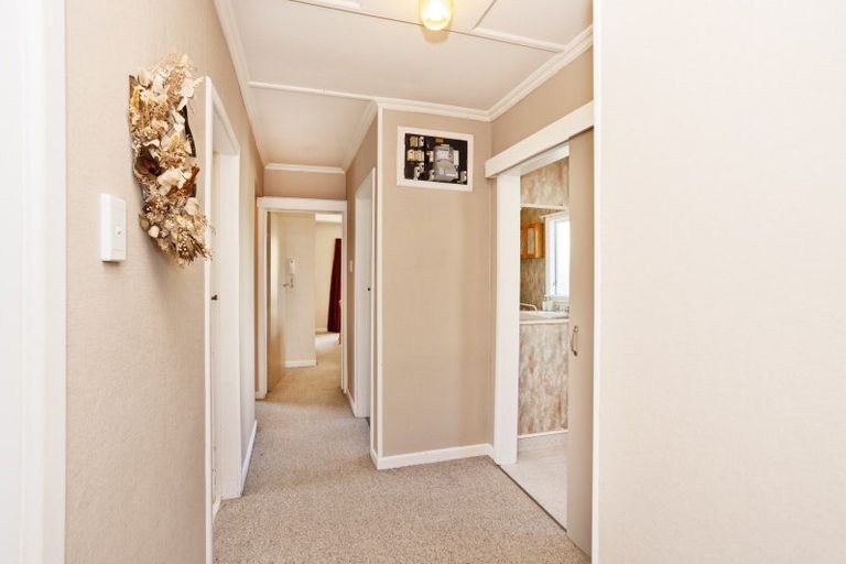 Photo of property in 50 Watt Road, Otatara, Invercargill, 9879