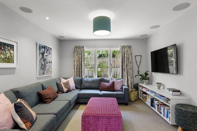 Photo of property in 24 Rudleigh Avenue, Upper Riccarton, Christchurch, 8041