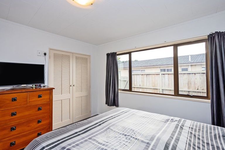 Photo of property in 92 Gladstone Terrace, Gladstone, Invercargill, 9810