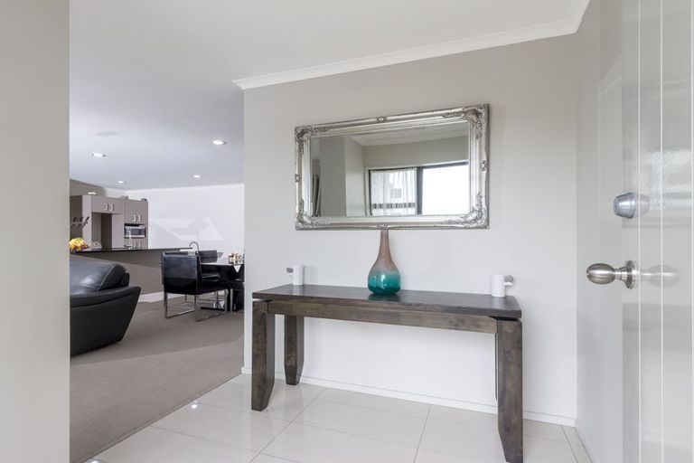 Photo of property in 24 Flintridge Drive, Flat Bush, Auckland, 2019