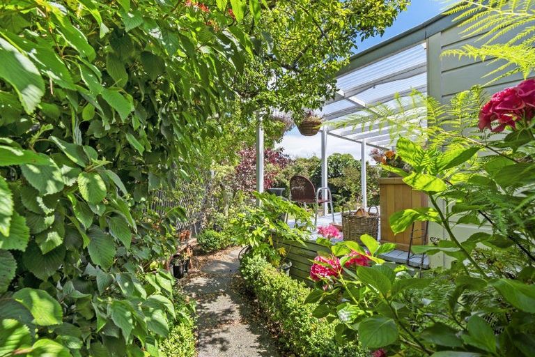 Photo of property in 89 Bridge Street, Bulls, 4818