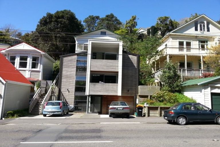 Photo of property in 121 Glenmore Street, Kelburn, Wellington, 6012