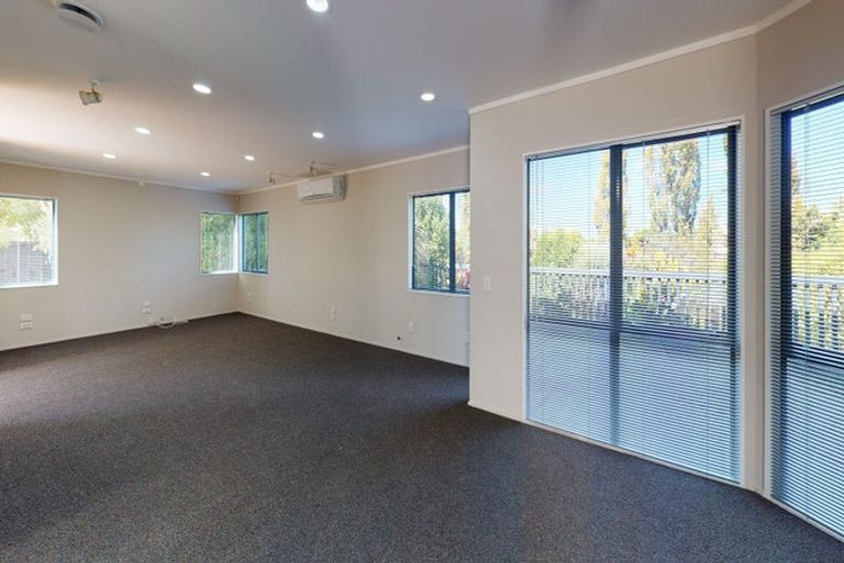 Photo of property in 5 Moray Place, Durie Hill, Whanganui, 4500