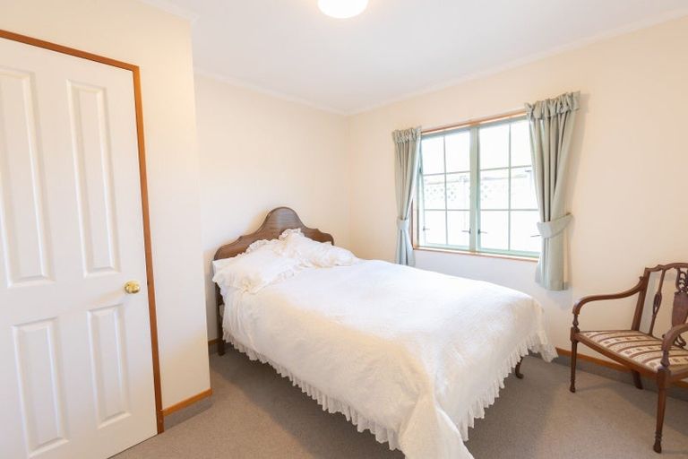 Photo of property in 3 Montague Way, Taradale, Napier, 4112